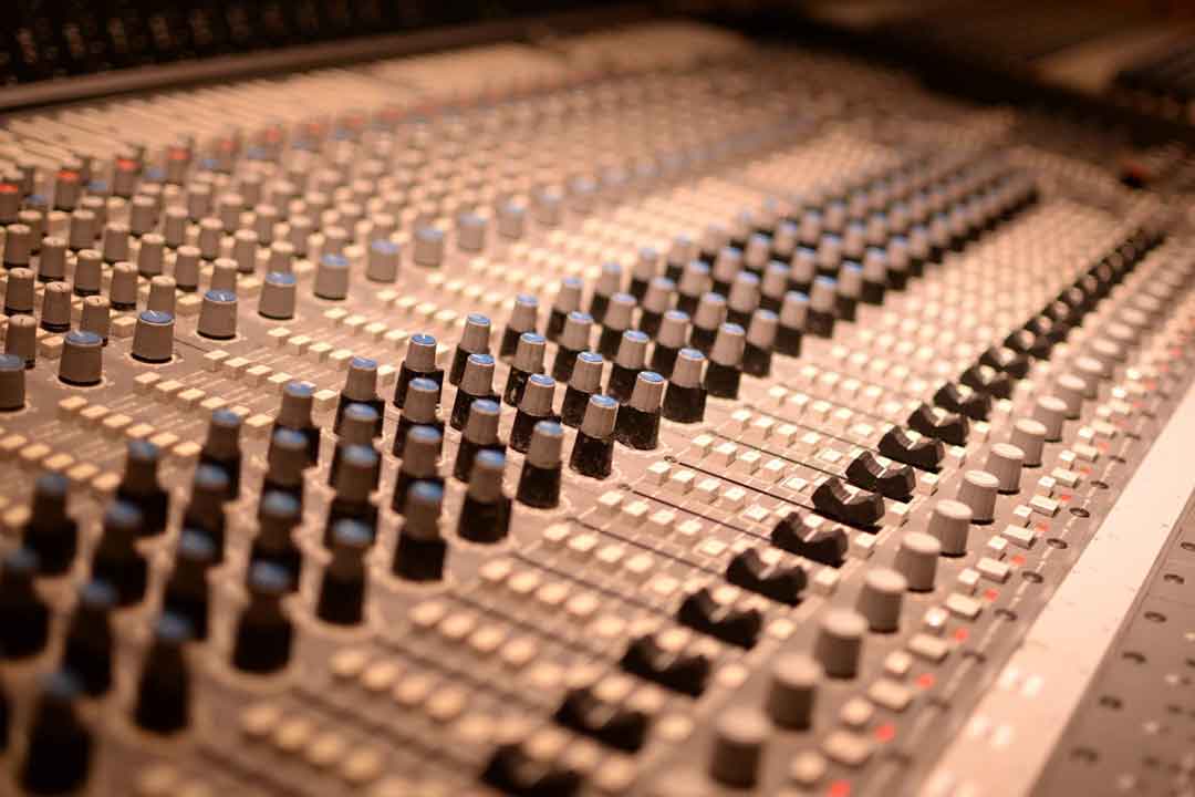 Music & Audio